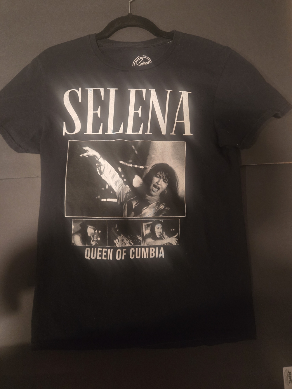 Black Selena Graphic Short Sleeve Tee - Classic Band Style
